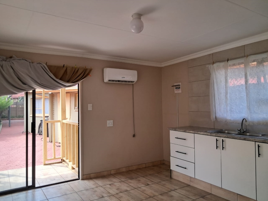 3 Bedroom Property for Sale in Geelhoutpark North West